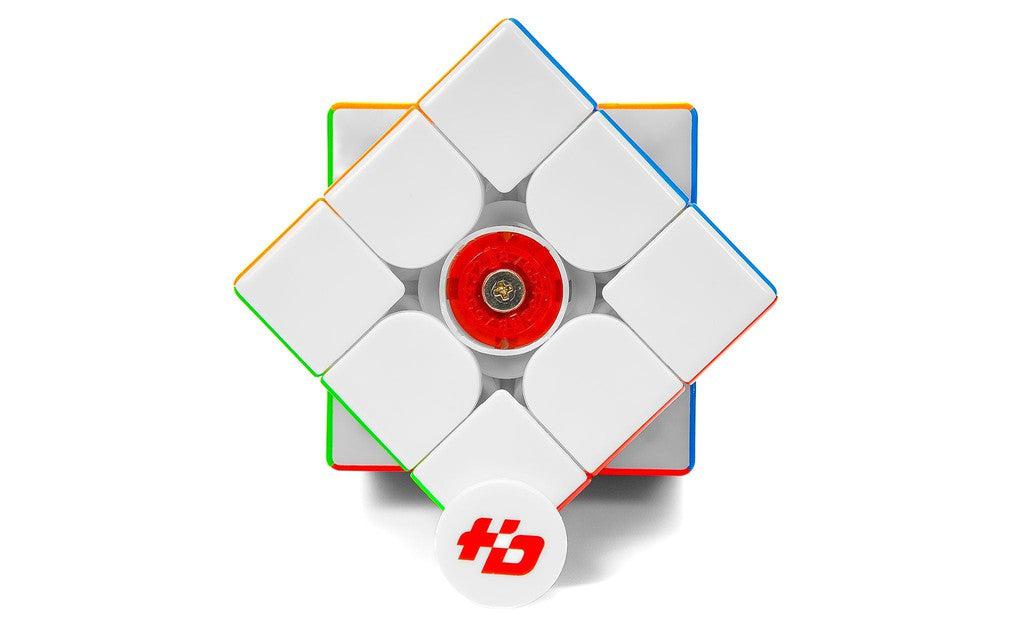 Fanxin Light 3x3 Ultra Magnetic Ball-Core MagLev UV Coated stickerless angled