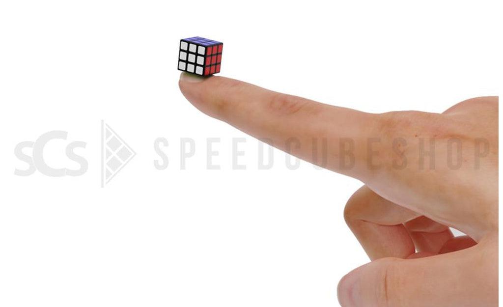 Mini 1cm 3x3 World's Smallest Cube black detail