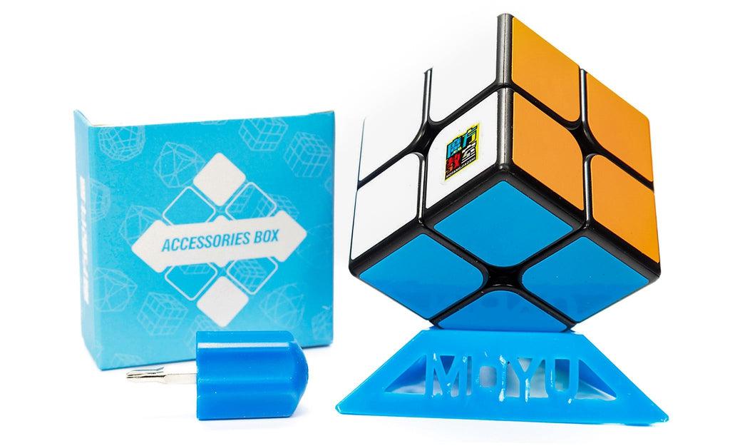MoYu MeiLong 2x2 magnetic stickerless speed cube detail