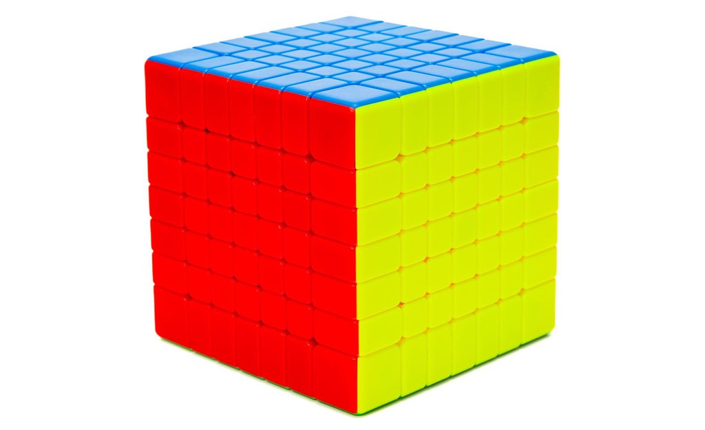 MoYu MeiLong 7x7 V2 Magnetic stickerless in hand