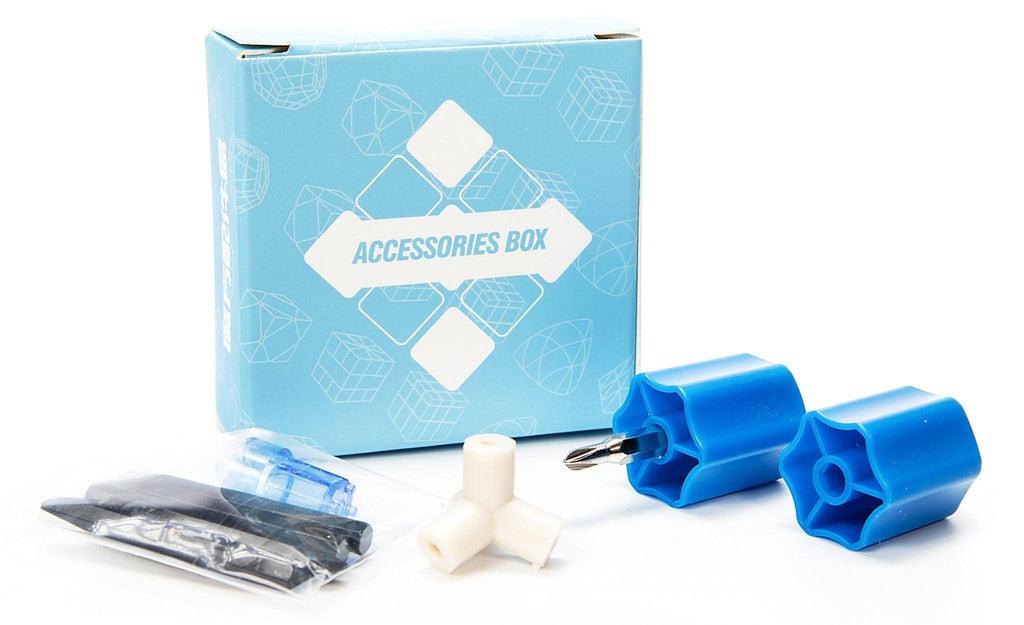 MoYu WeiLong Pyraminx Magnetic MagLev stickerless detail