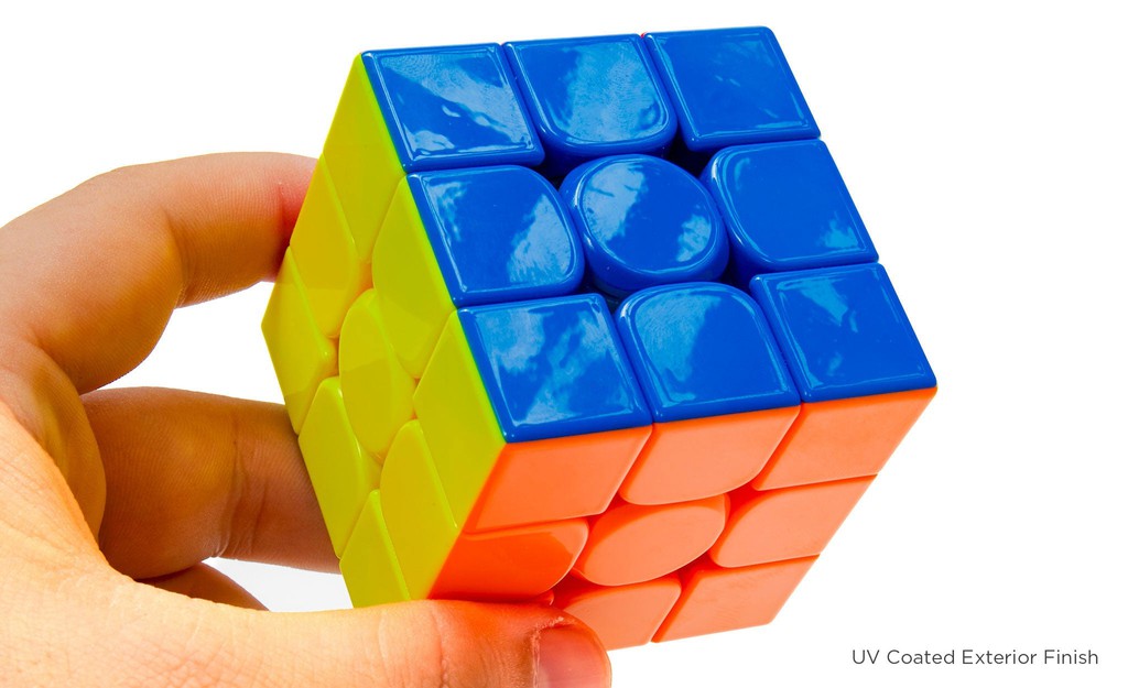 MoYu WeiLong WR M 3x3 V10 Magnetic 20-Magnet Ball-Core UV Coated stickerless in hand