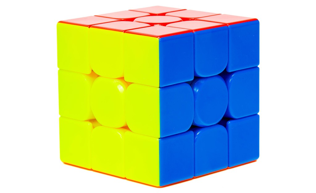 MoYu WeiLong WR M 3x3 V10 Magnetic 20-Magnet Ball-Core UV Coated stickerless detail