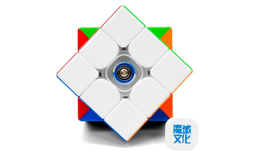 MoYu WeiLong WR M 3x3 V9 Magnetic MagLev 20-Magnet Ball-Core UV Coated stickerless in hand