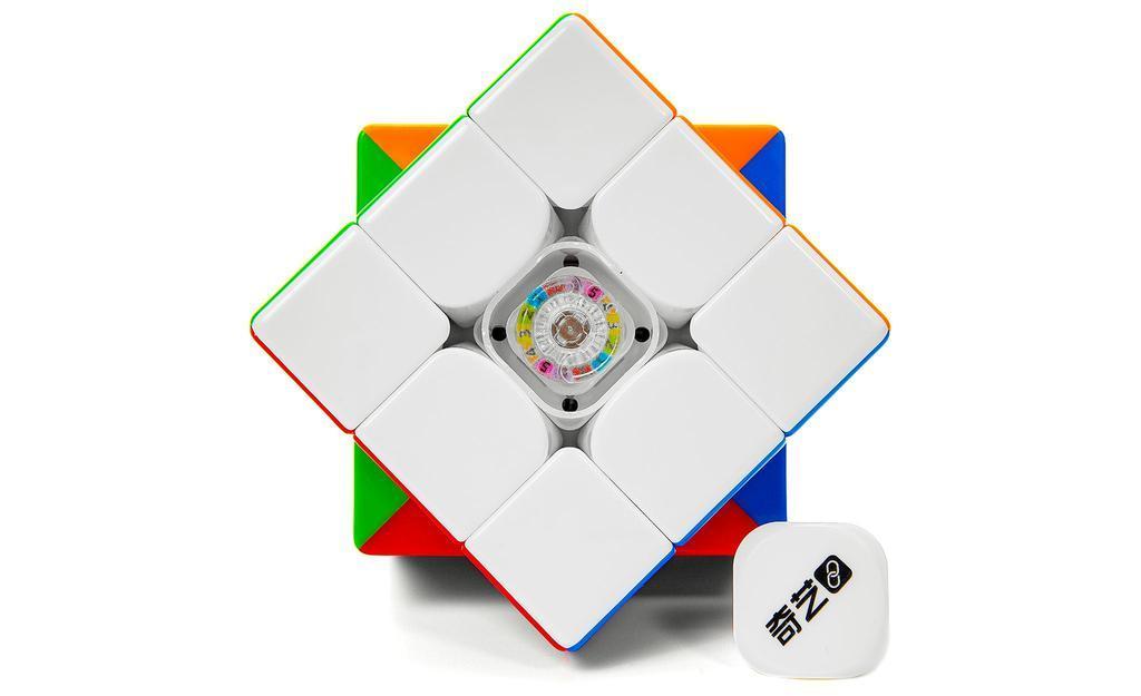 QiYi AI 3x3 Magnetic UV Coated Bluetooth Smart Cube stickerless in hand