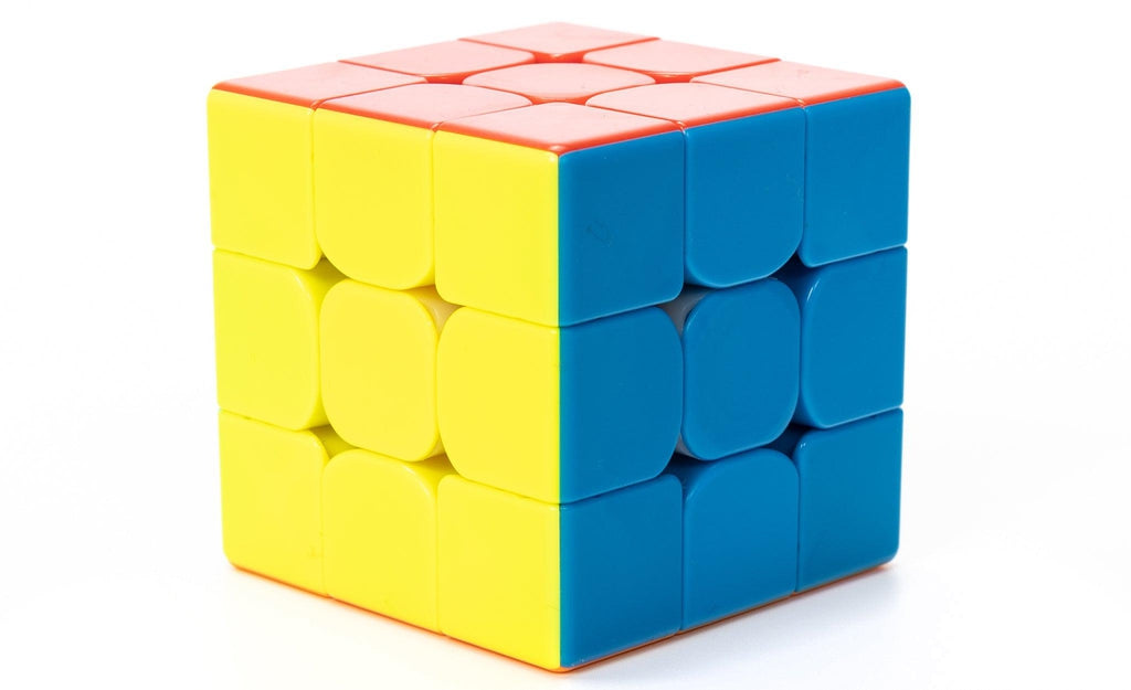 YuXin Little Magic 3x3 Magnetic stickerless in hand