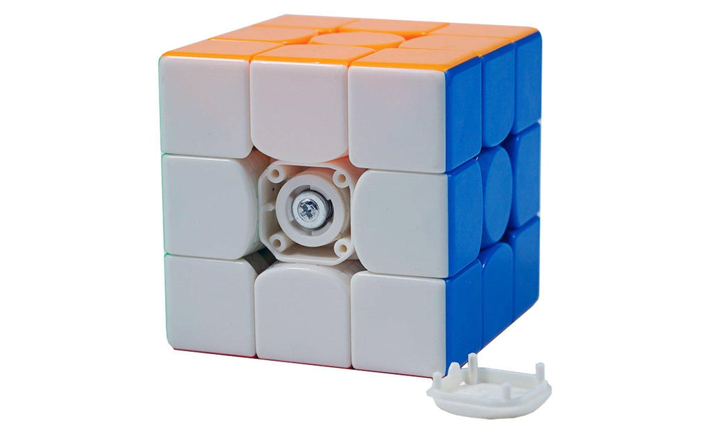 YuXin Little Magic 3x3 V2 Magnetic stickerless in hand
