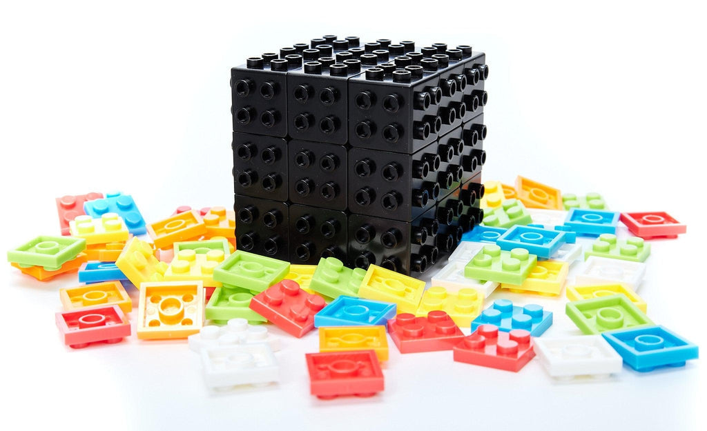 Color Brick Speed Cube black 3x3 detail