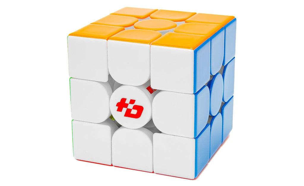 Fanxin Light 3x3 Ultra Magnetic Ball-Core MagLev UV Coated stickerless detail