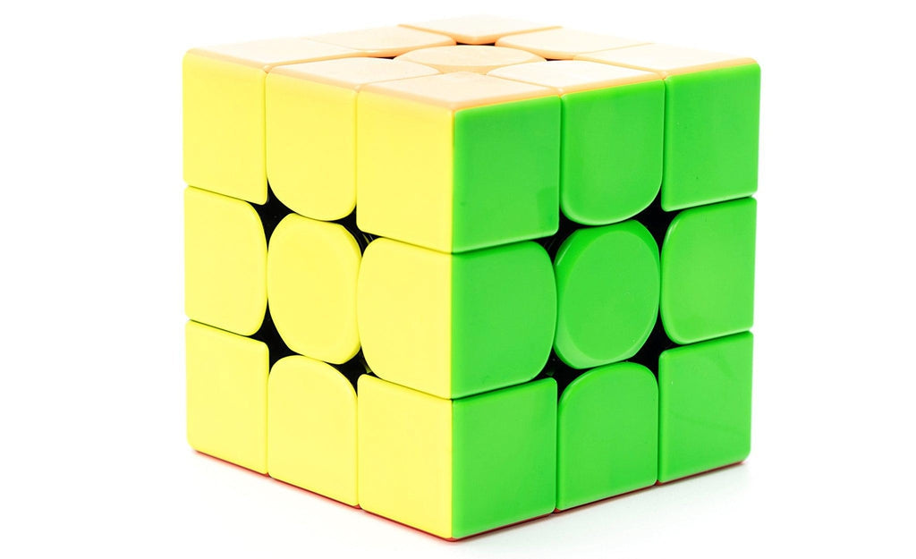 GAN 356 Magnetic stickerless 3x3 speed cube detail