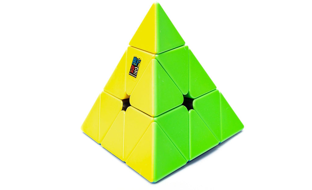 MoYu MeiLong Pyraminx stickerless angled