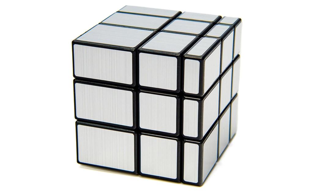 ShengShou Mirror Blocks 3x3 Shape Mod in hand