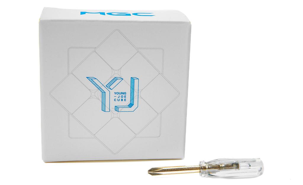 YJ MGC Beta 2x2 Magnetic Core Magnets UV Coated stickerless detail