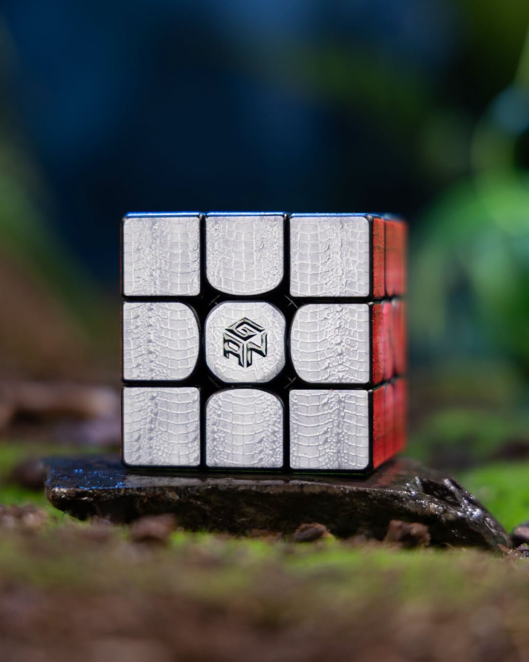 GAN 17 MagDrive 3x3 (Magnetic, MagLev, Ball-Core) - Jurassic World Edition