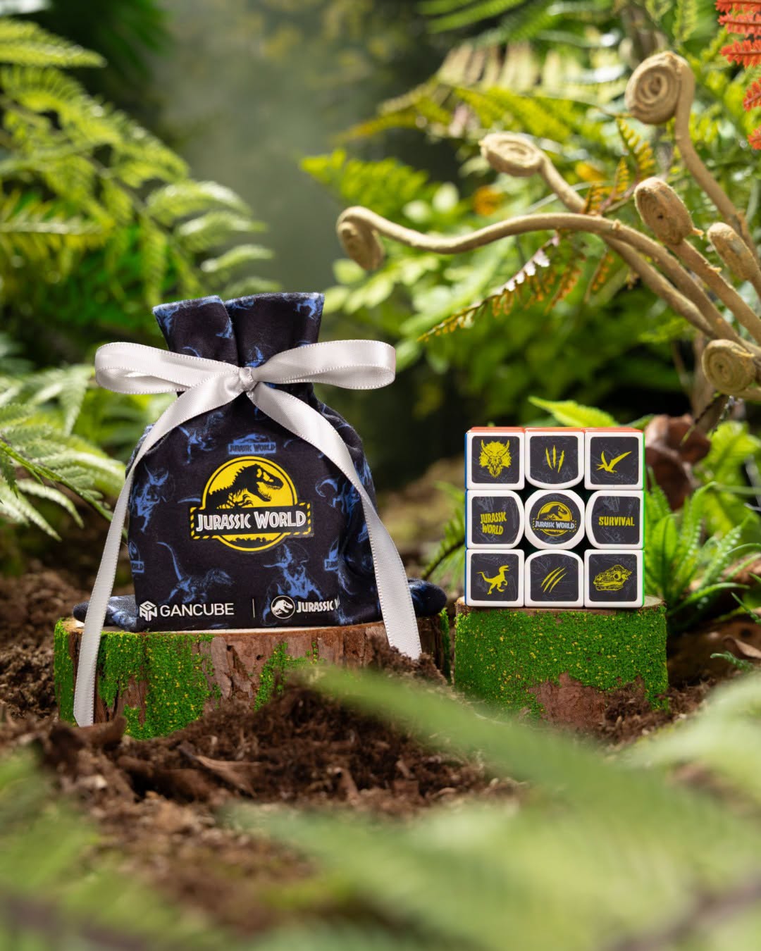 GAN 356 ME 3x3 (Magnetic) - Jurassic World Edition