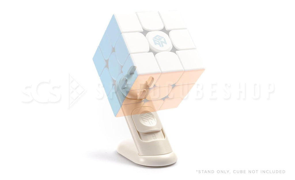 Rubiks Cube 3x3x3 w/ Display Stand