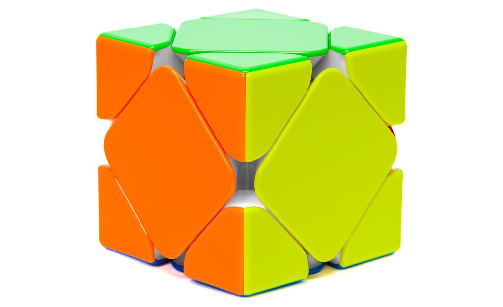 thumbnail image 2 of GAN Magnetic Skewb Puzzle - 32 Magnet Speed Cube Lightweight Competition Cube 2 of 14