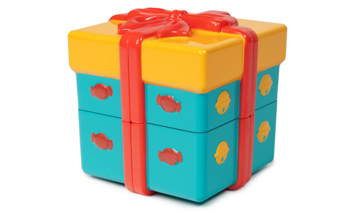 Calvin-Puzzles-Justin-Case-2x2-(Magnetic)6582.jpg