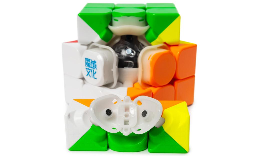 MoYu AoLong V5 Ball-Core MagLev UV Coated magnetic 3x3 speed cube