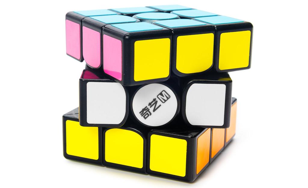 QiYi 3x3 (Magnetic, Glow in the Dark) | SpeedCubeShop