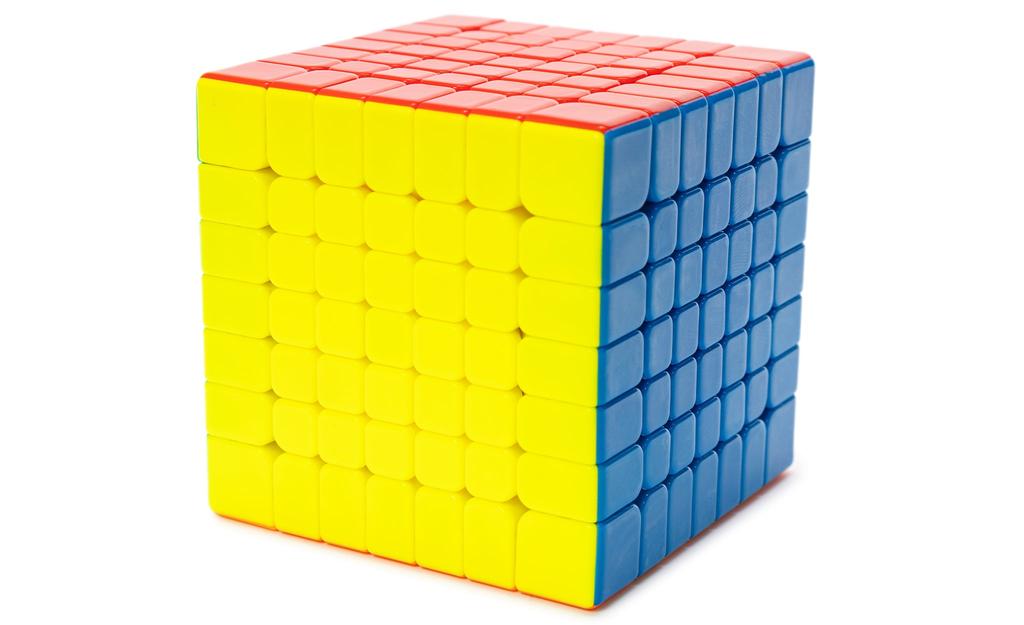 QiYi M Pro 7x7 (Magnetic, Ball-Core, UV Coated)