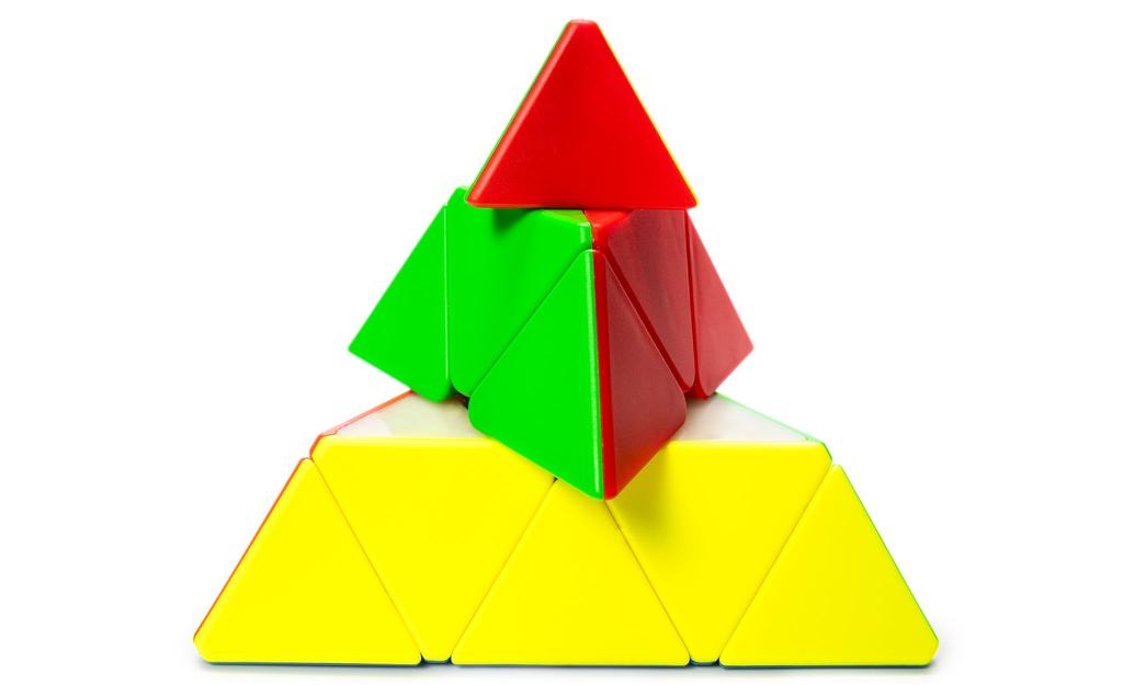 QiYi Warrior Pyraminx (Magnetic)