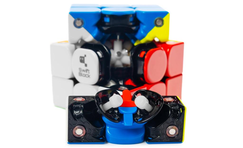 Swift Block Super 3x3 (Magnetic, MagLev, Core Magnets, UV Coated)